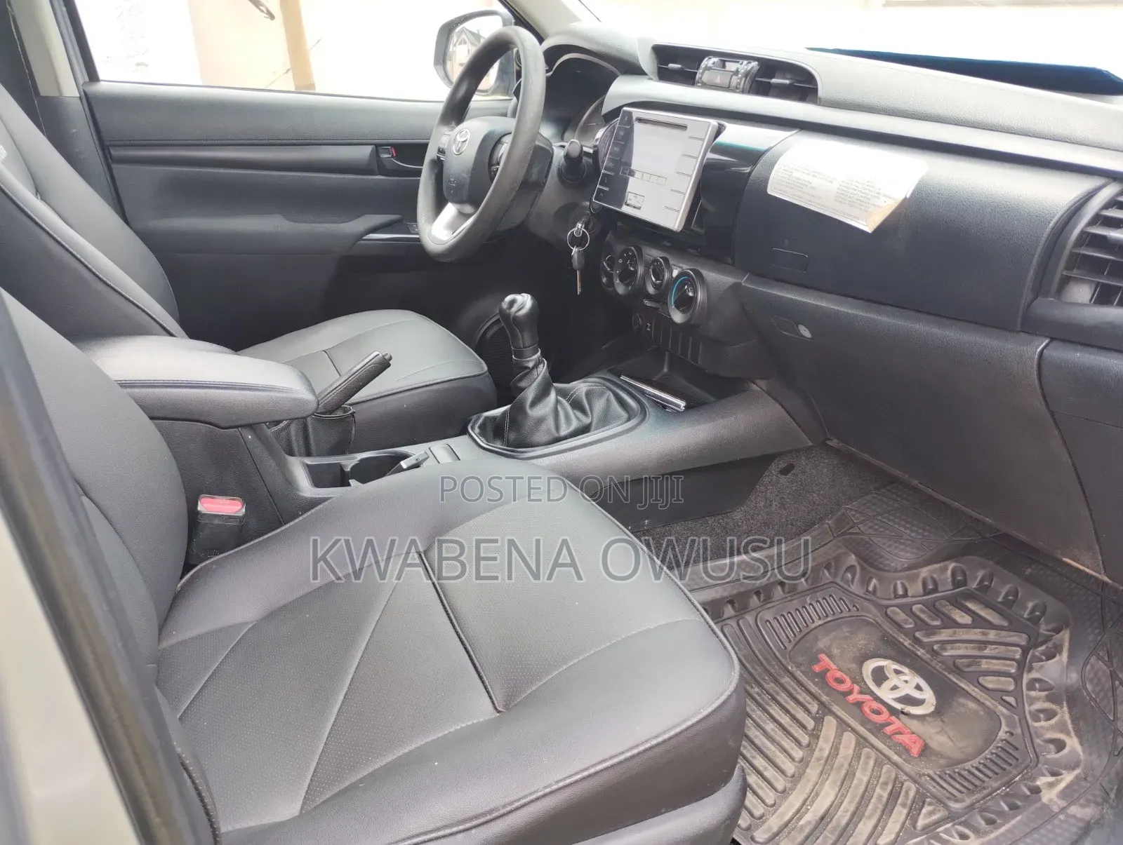 Toyota Hilux 2017 Silver