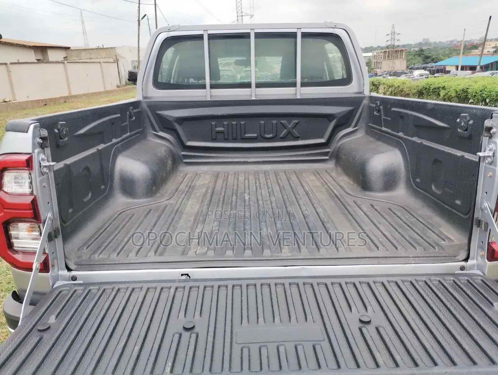 Toyota Hilux 2017 Silver