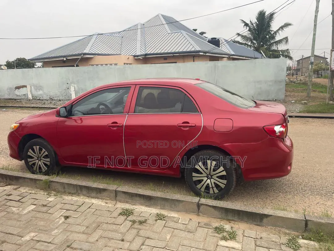 Toyota Corolla 2010 Red