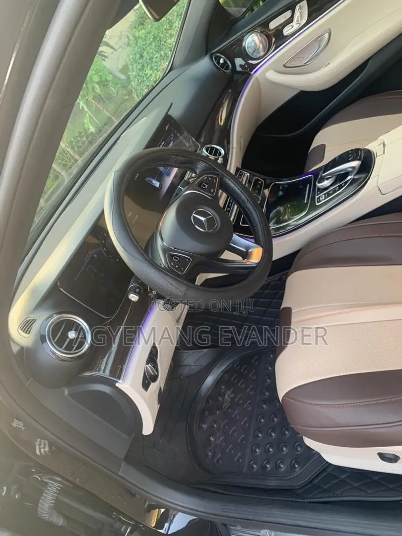 Mercedes-Benz E300 2018 Black