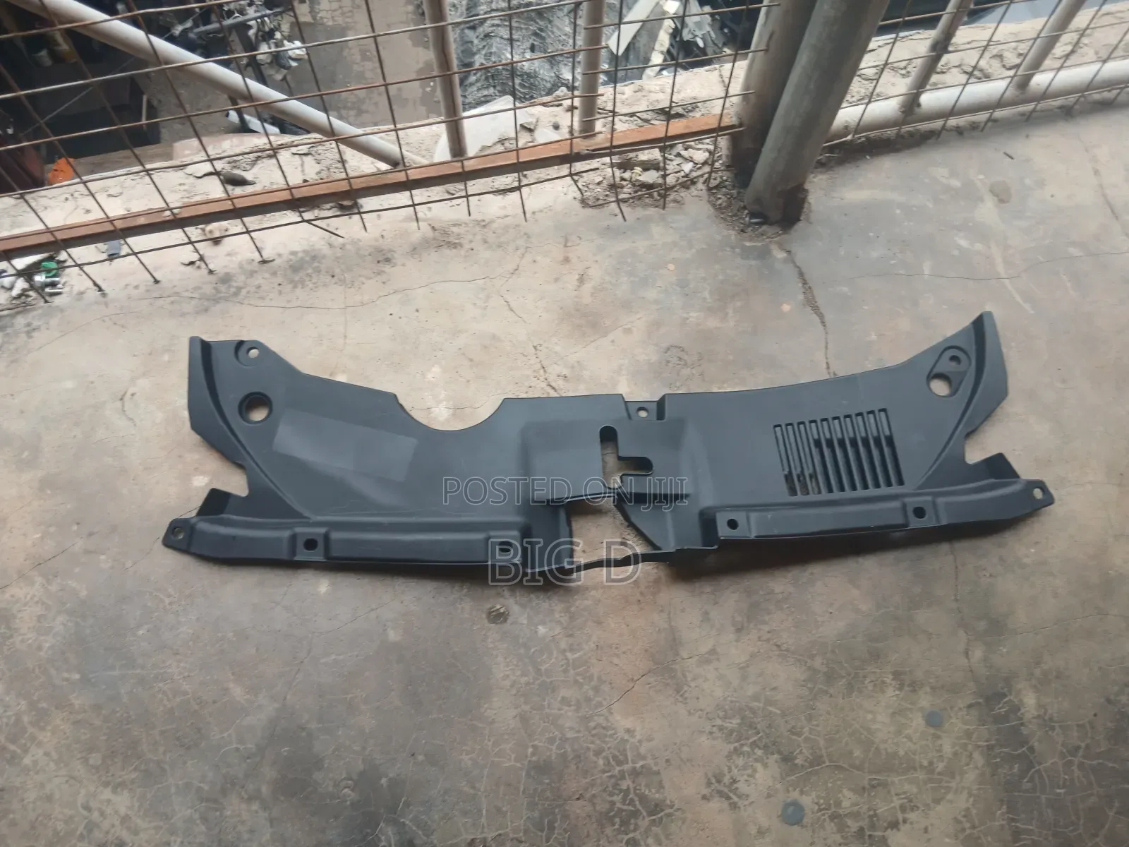 Honda HRV 2023 , 2024 , 2025 Radiator Panel