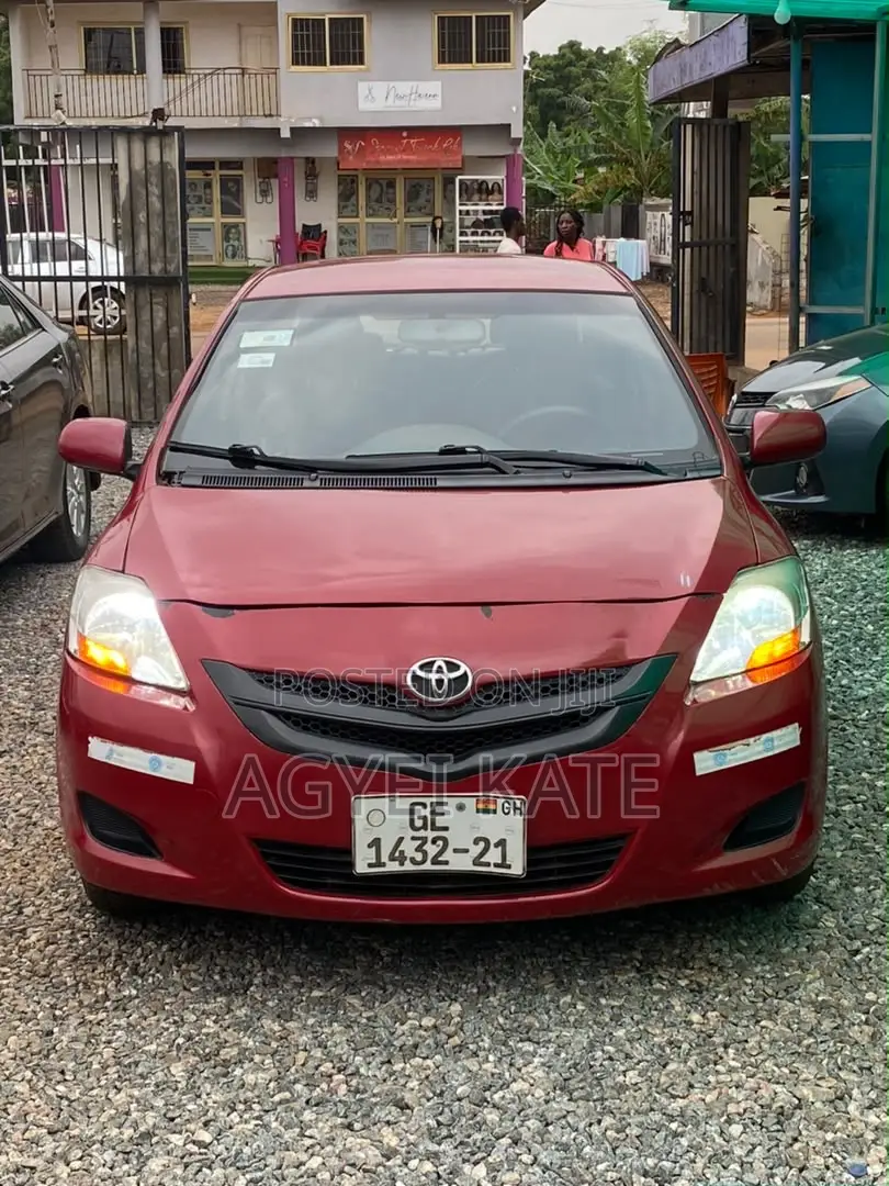 Toyota Yaris 1.5 Liftback Automatic 2009 Red