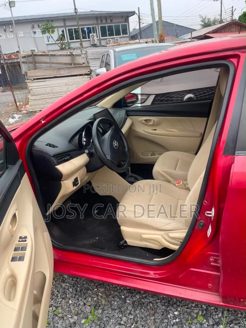 Toyota Vios 2016 Red