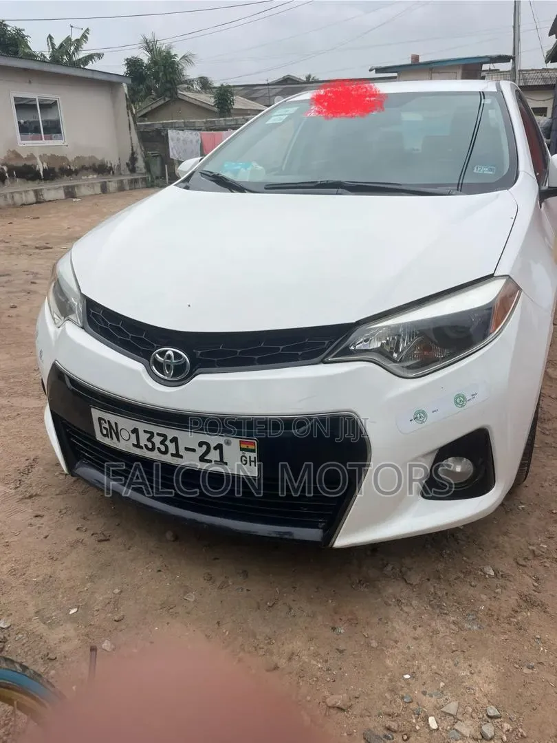 Toyota Corolla 2016 White