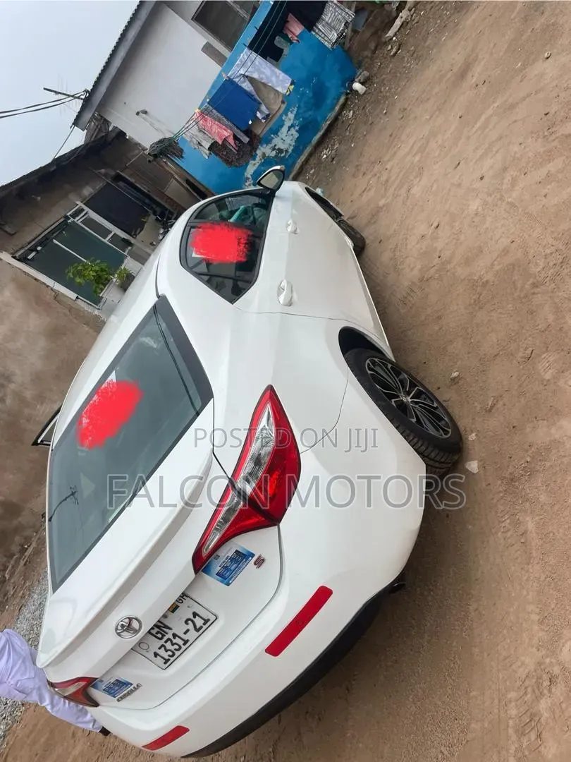 Toyota Corolla 2016 White