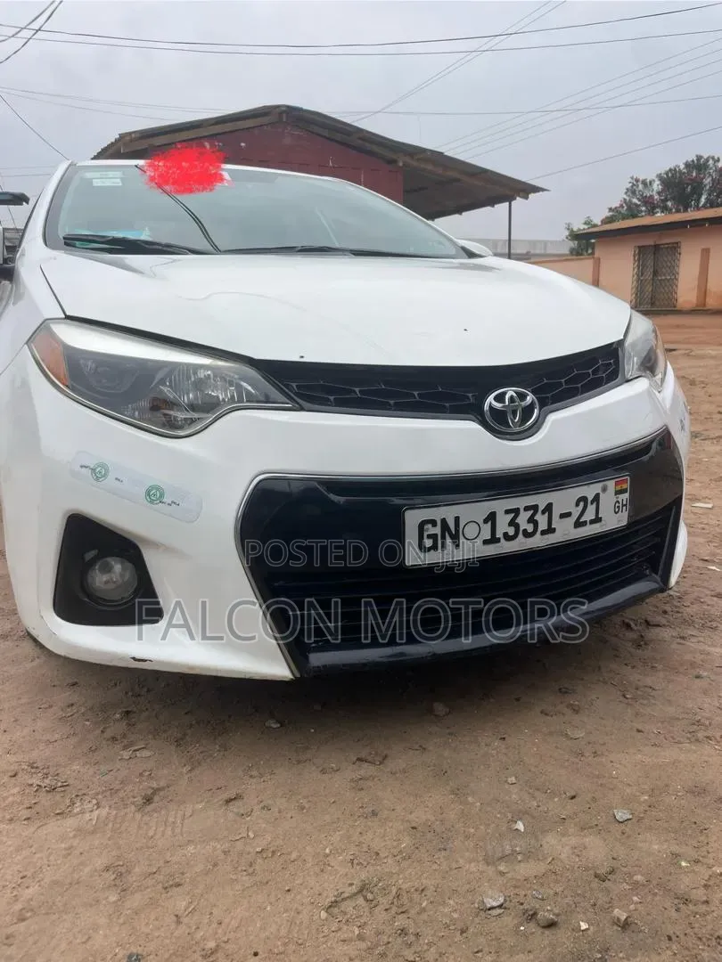 Toyota Corolla 2016 White