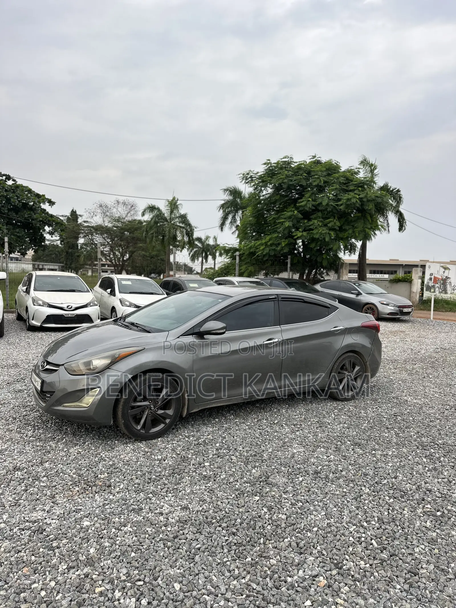 Hyundai Elantra SE 4dr Sedan (1.8L 4cyl 6M) 2014 Gray