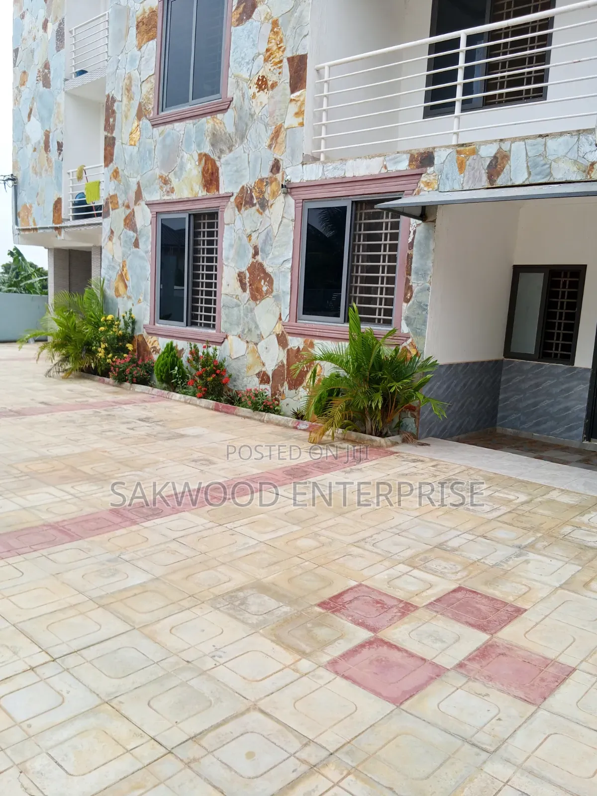 1bdrm Apartment in Sakwood Enterprise, Danfa for rent