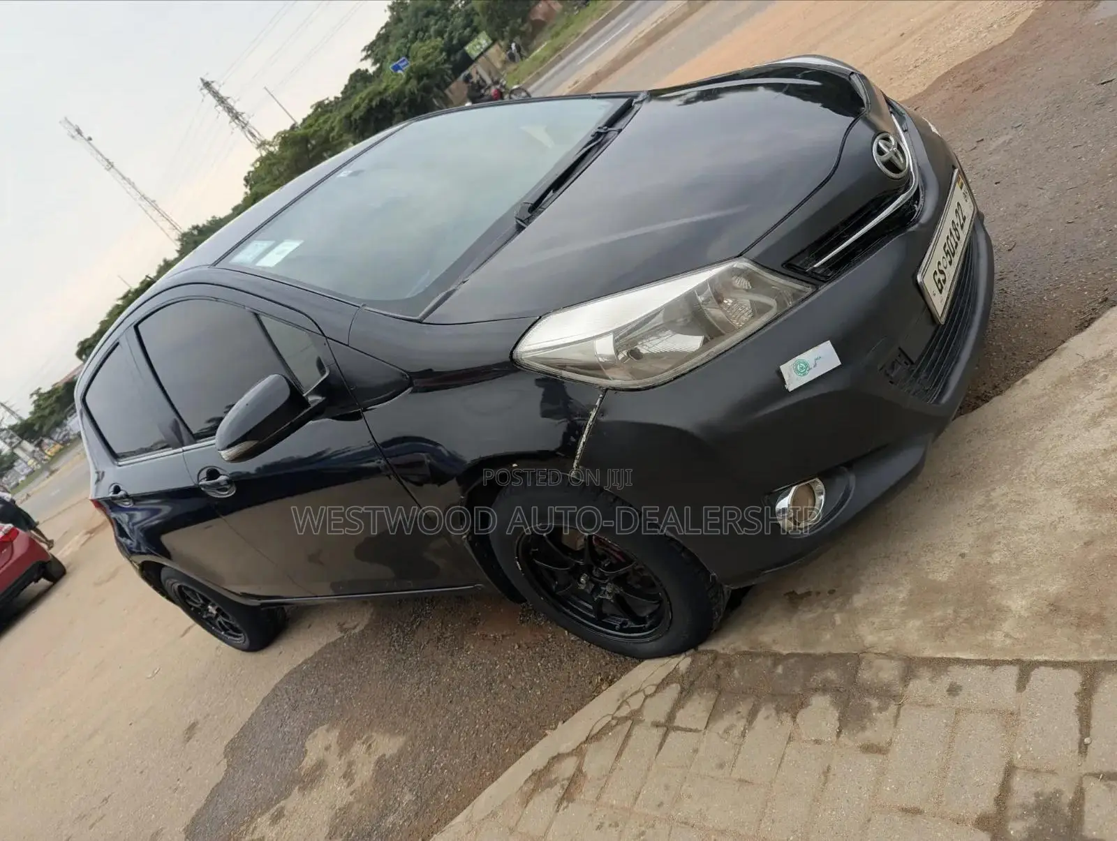 Toyota Vitz 2012 Black