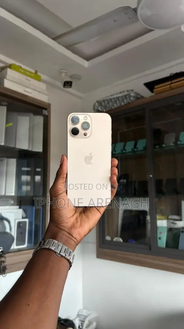 Apple iPhone 16 Pro 128 GB Gold