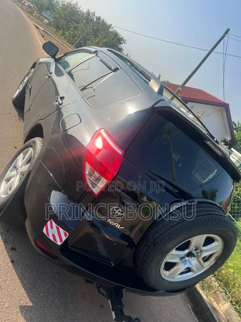 Toyota RAV4 2011 Black