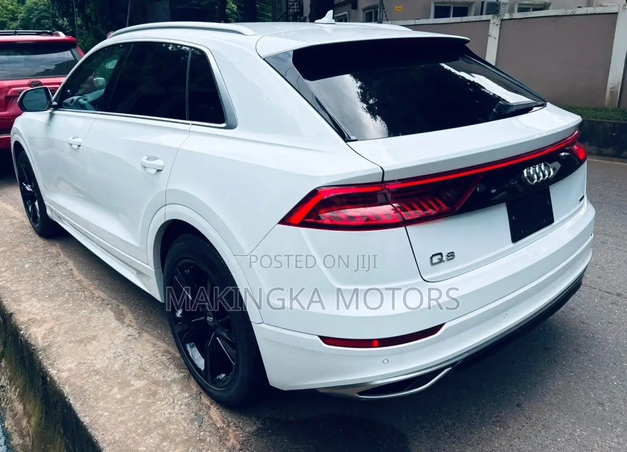 Audi Q8 Premium Plus 2024 White