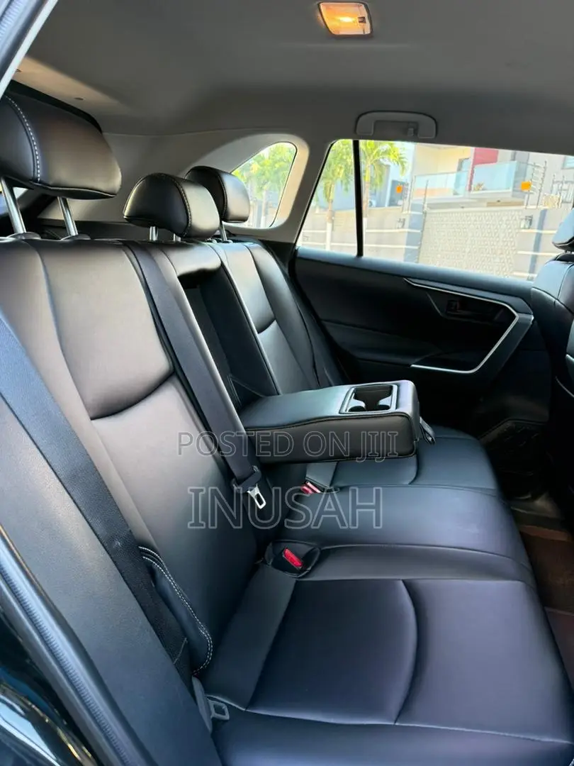 Toyota RAV4 Limited AWD 2023 Black