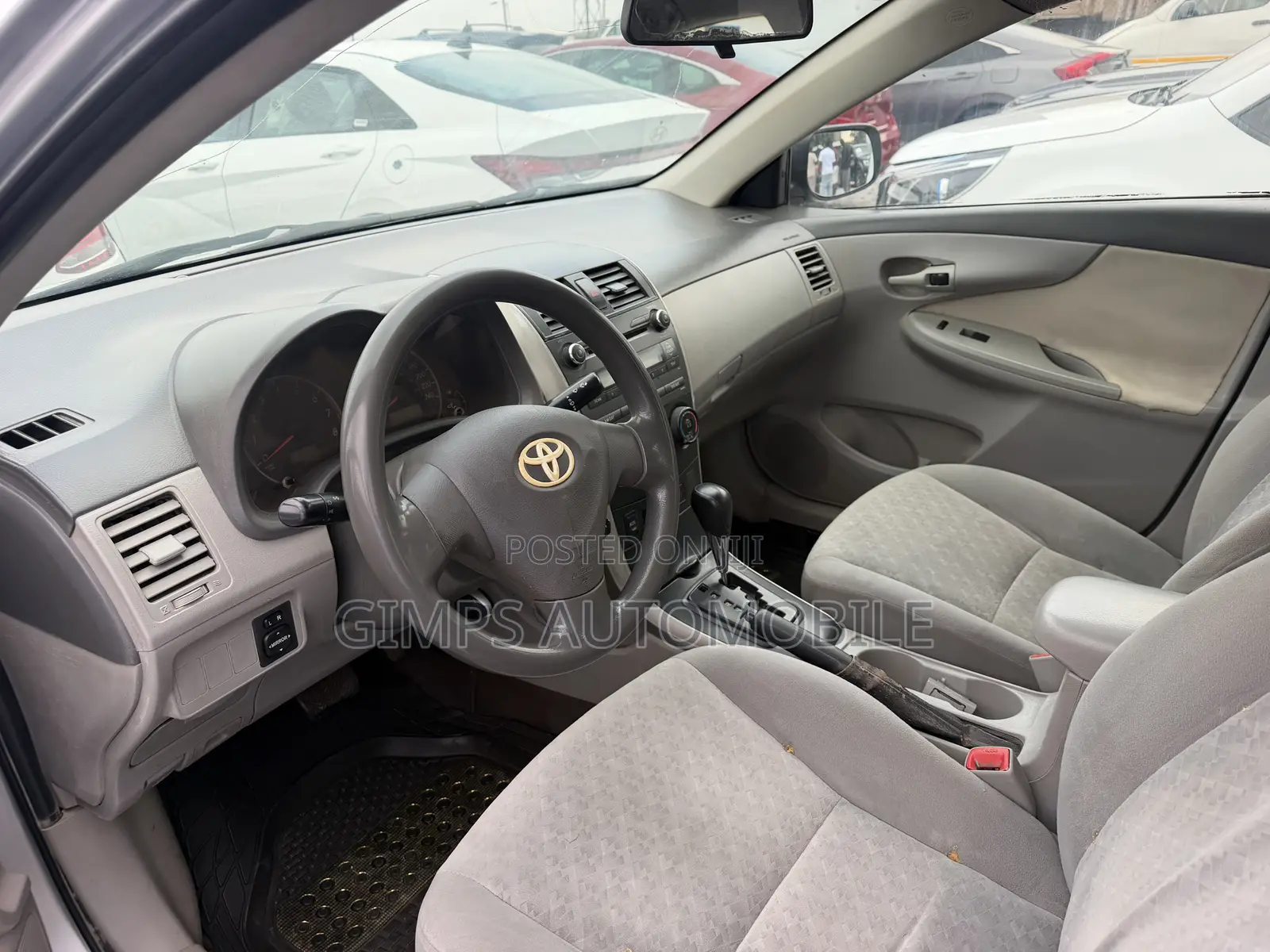 Toyota Corolla 2010 Silver