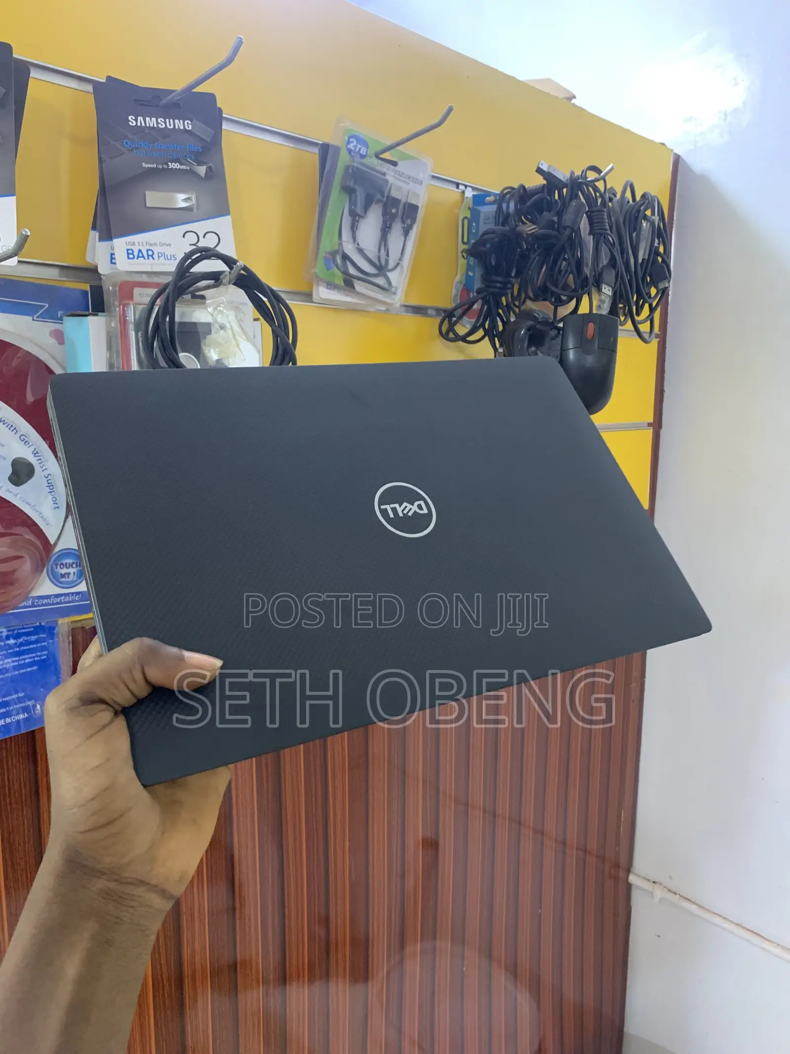 Laptop Dell Latitude 7410 8GB Intel Core i5 SSHD (Hybrid) 256GB