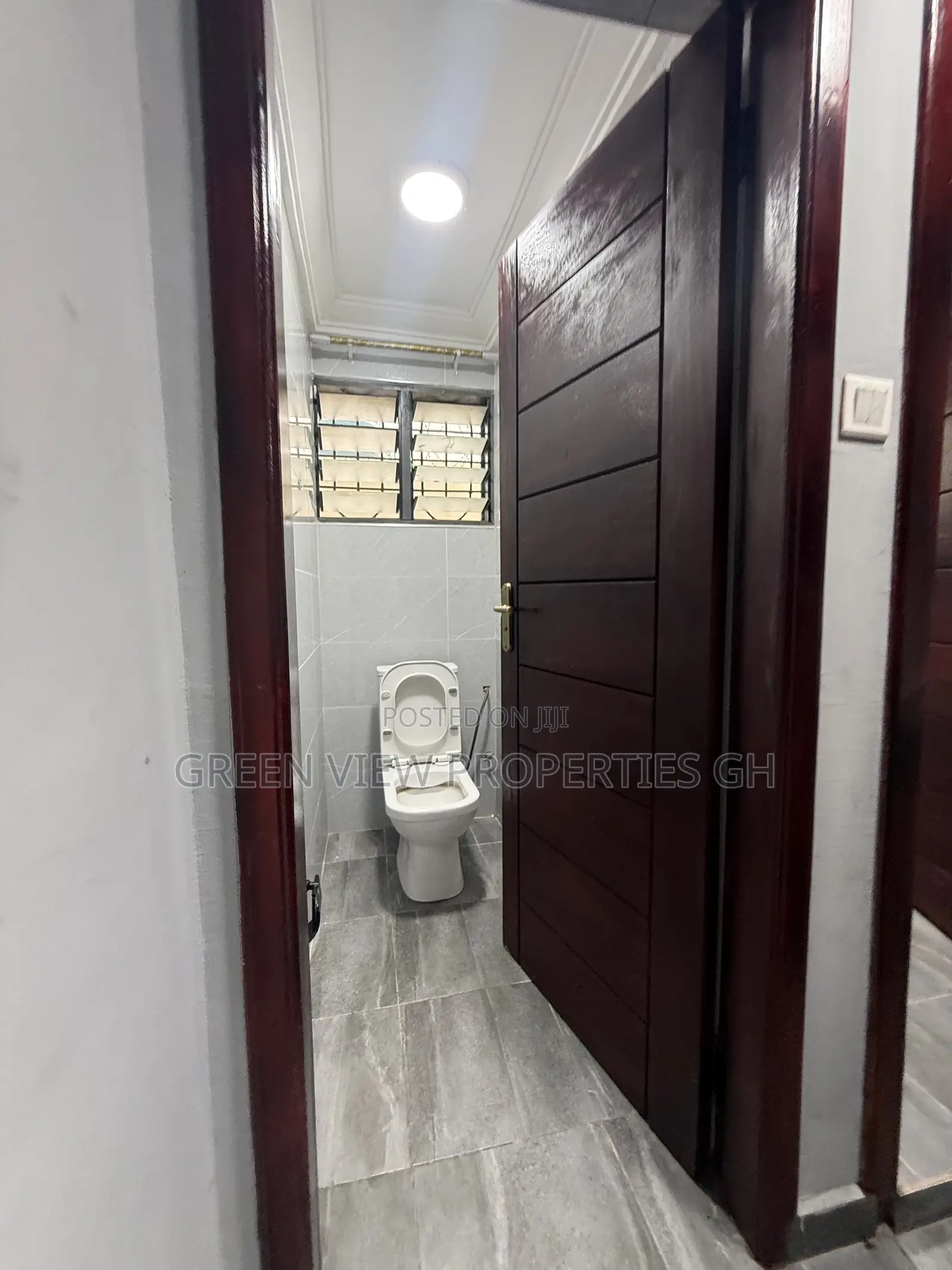 2bdrm Apartment in West Hills Mall Area for rent