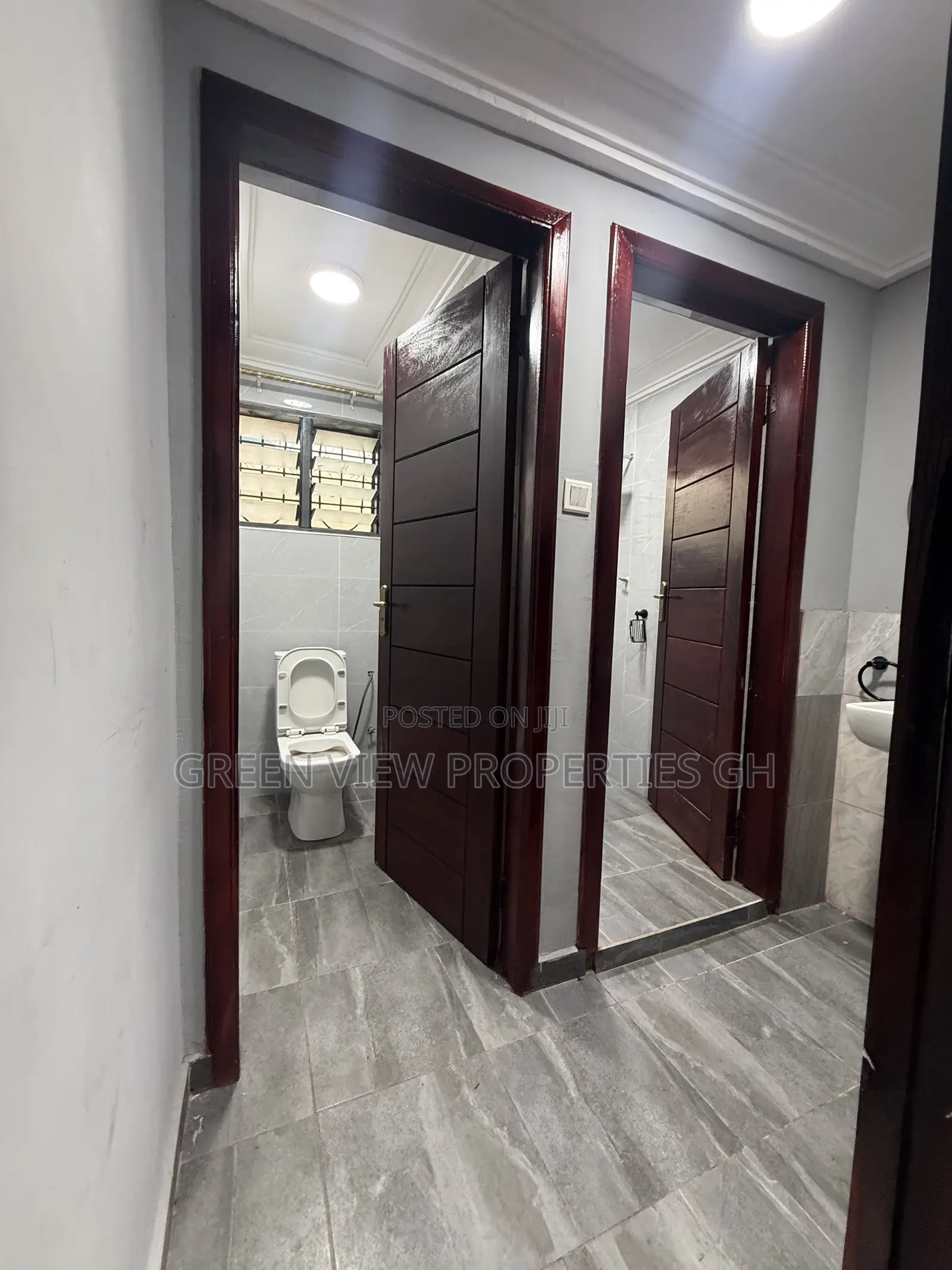 2bdrm Apartment in West Hills Mall Area for rent