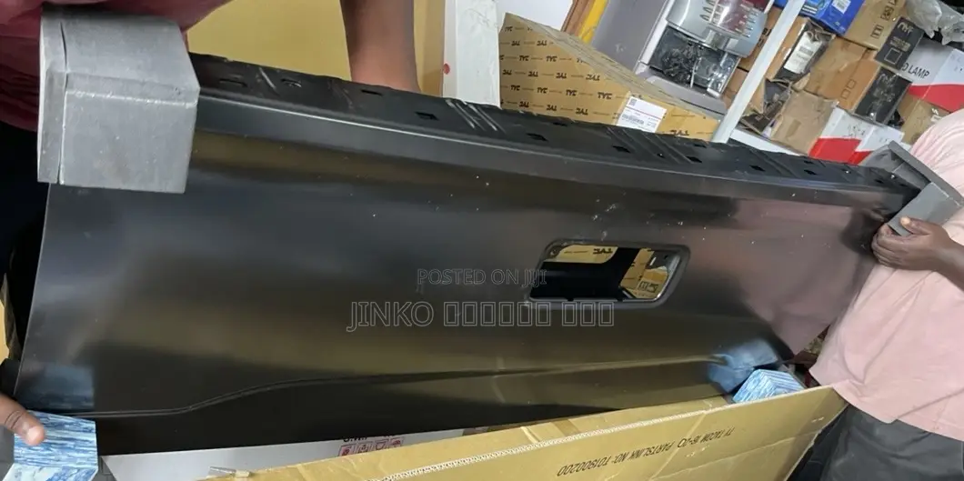 Toyota Tacoma 2016-2024 Tailgate/Tailboard