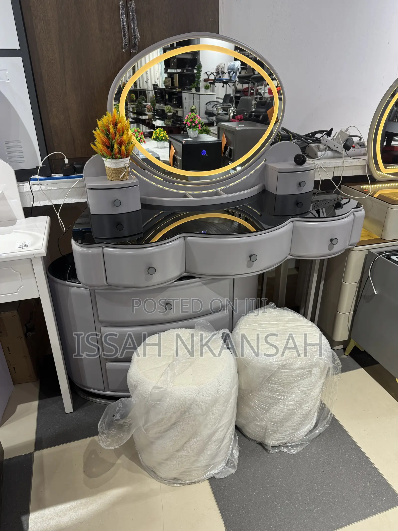 Luxurious Dressing Mirror