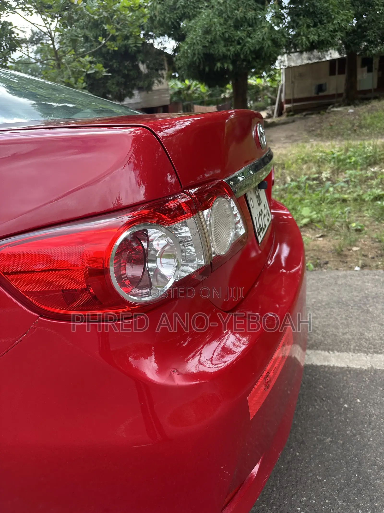 Toyota Corolla LE 4dr Sedan (1.8L 4cyl 4A) 2013 Red