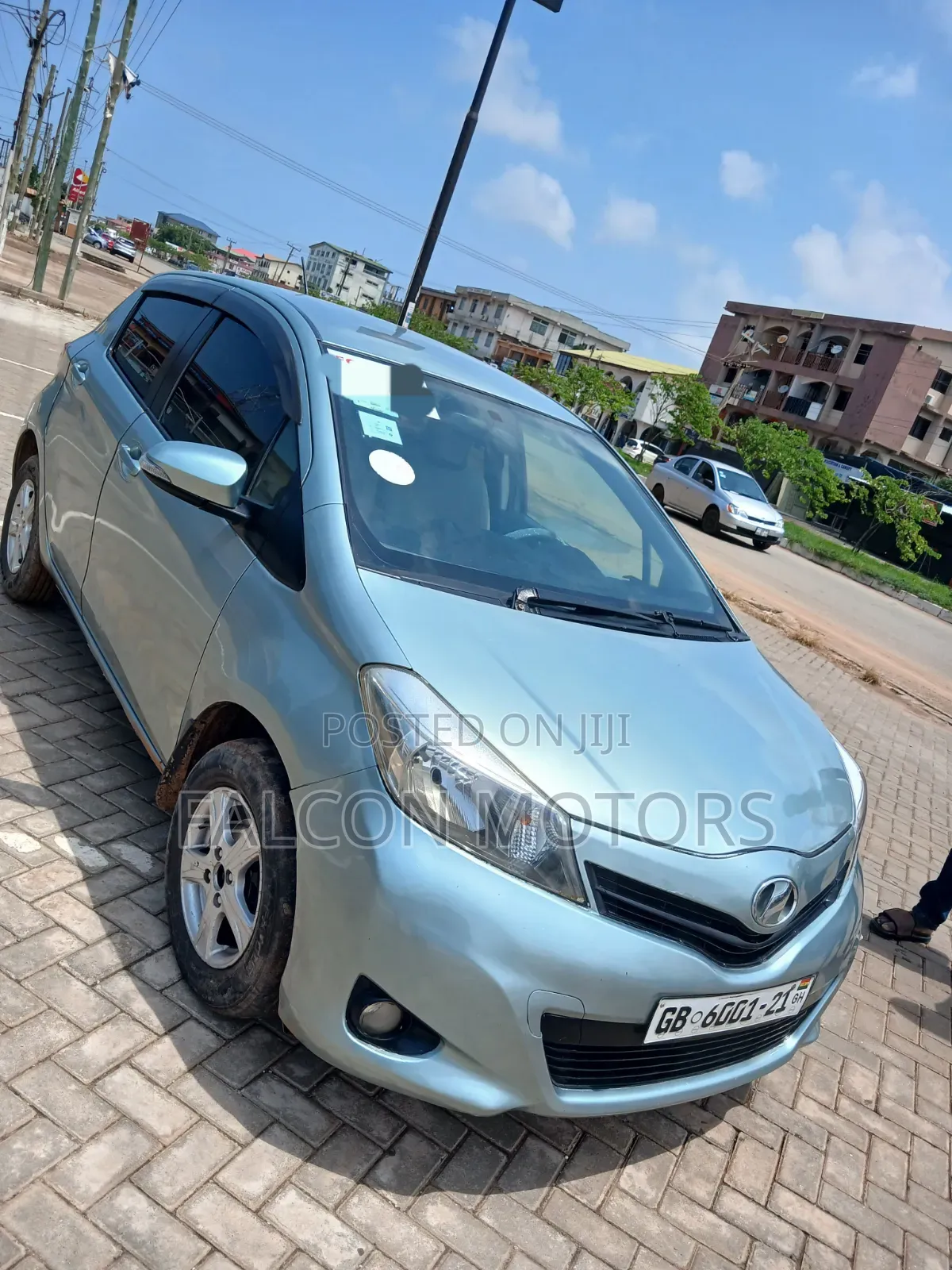 Toyota Vitz 2013 Teal