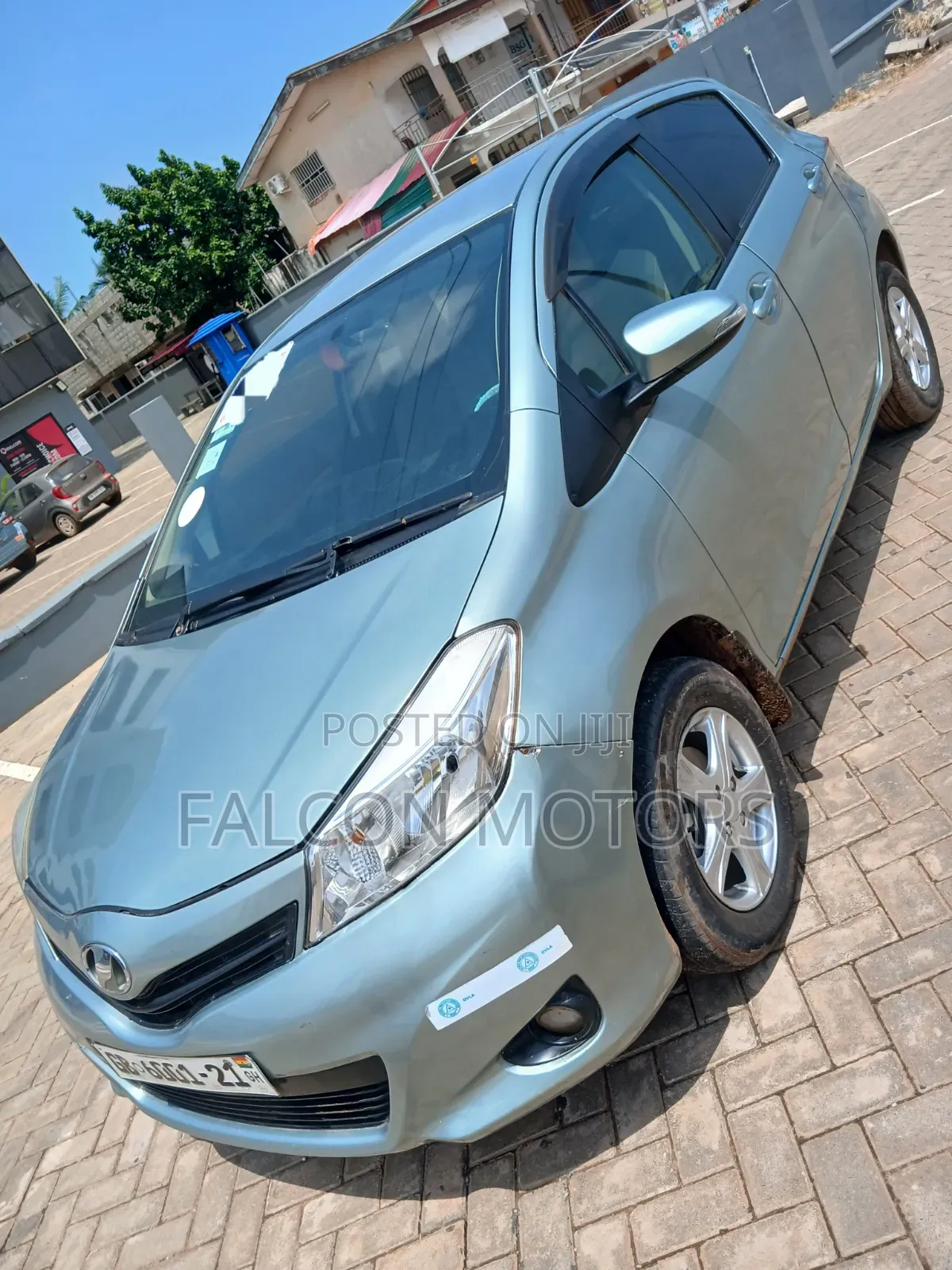 Toyota Vitz 2013 Teal