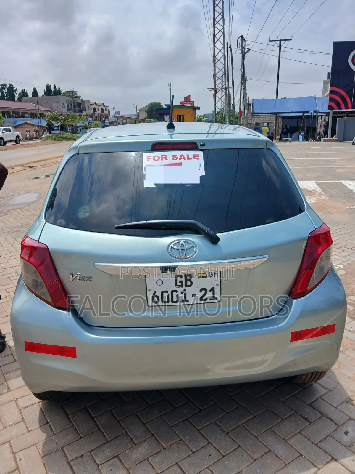 Toyota Vitz 2013 Teal