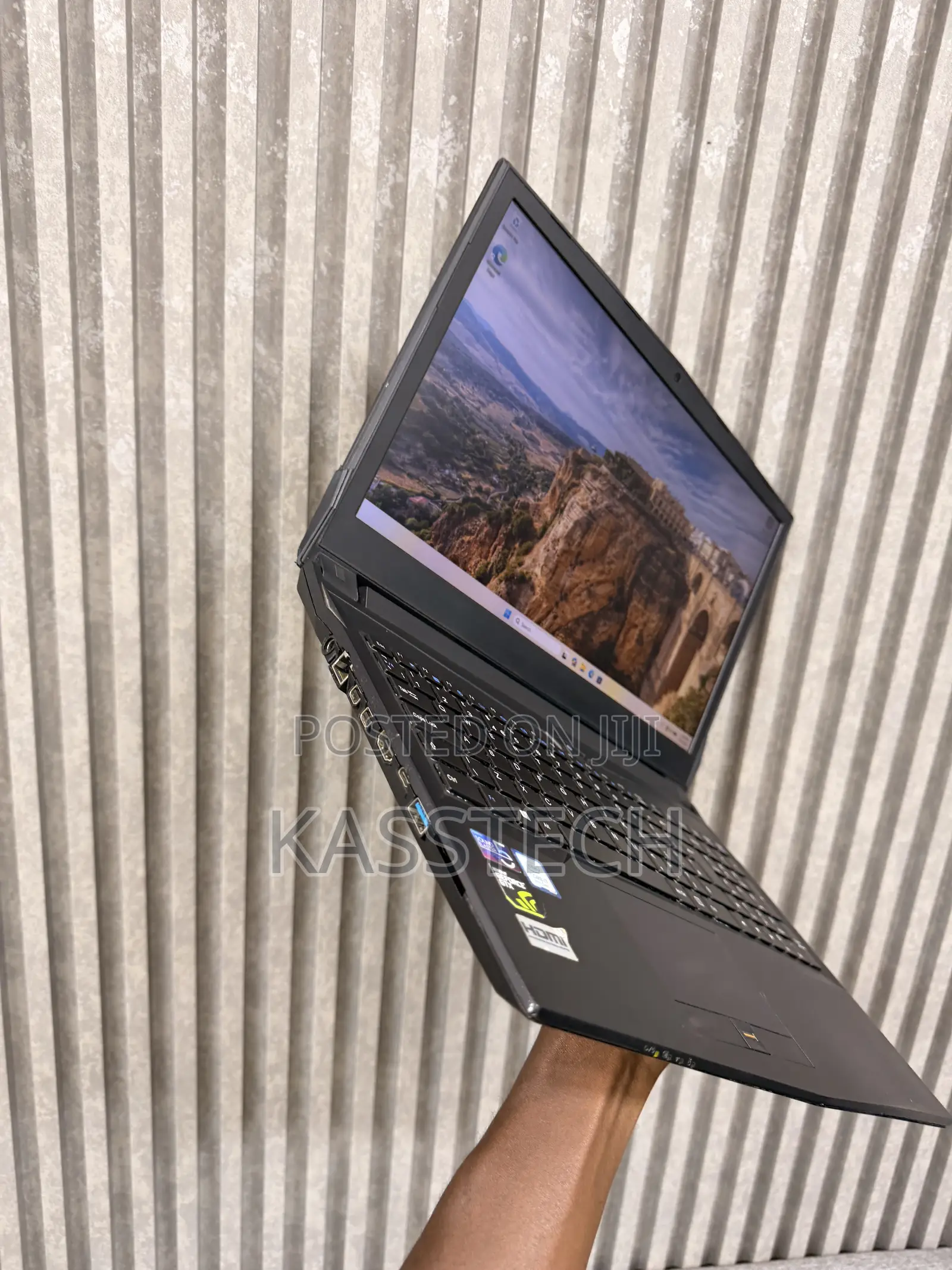 Laptop Gigabyte 16GB Intel Core i7 SSD 500GB