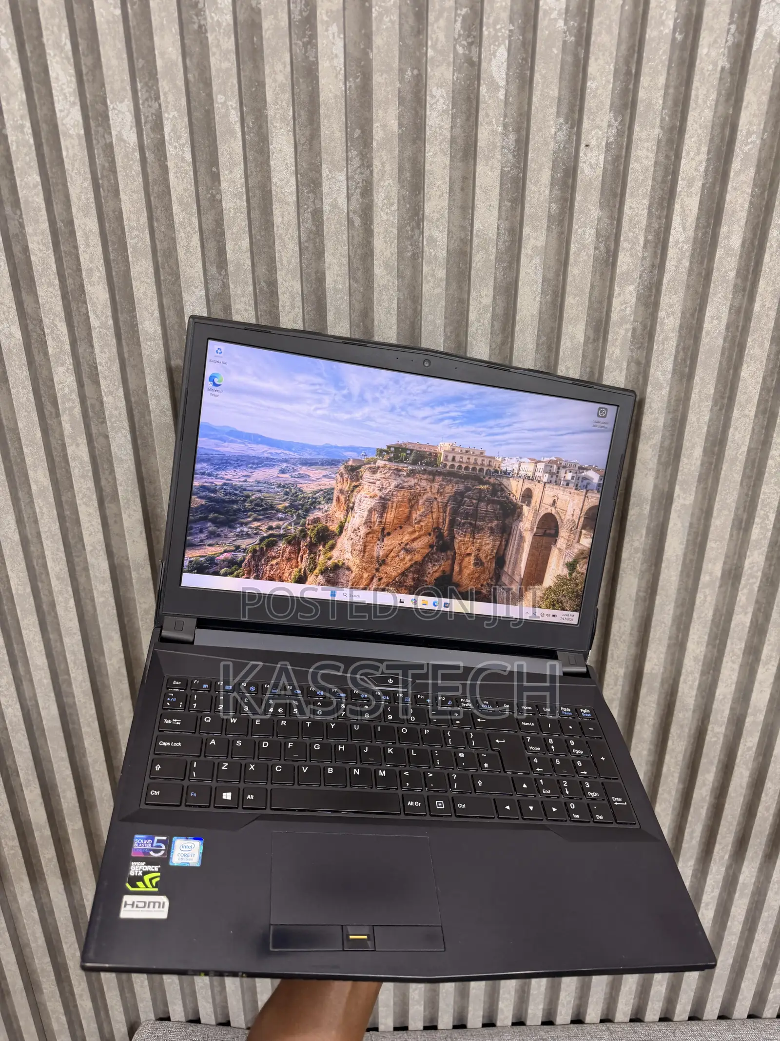 Laptop Gigabyte 16GB Intel Core i7 SSD 500GB