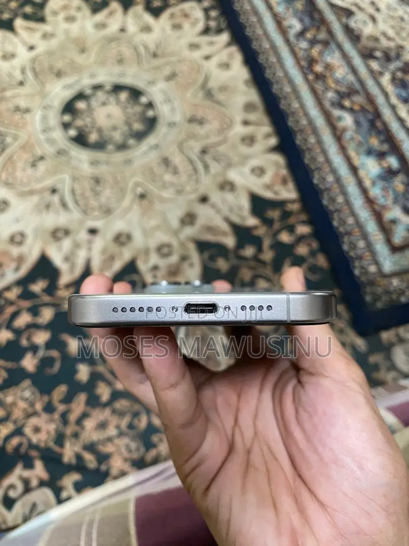 Apple iPhone 15 Pro Max 512 GB Gray