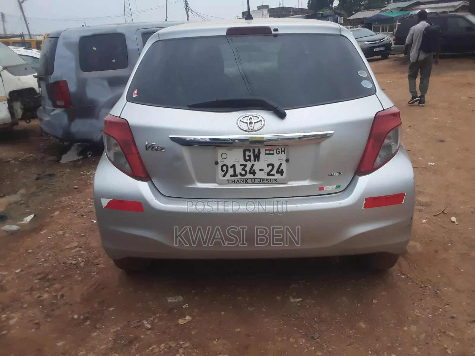 Toyota Vitz 2012 Gray
