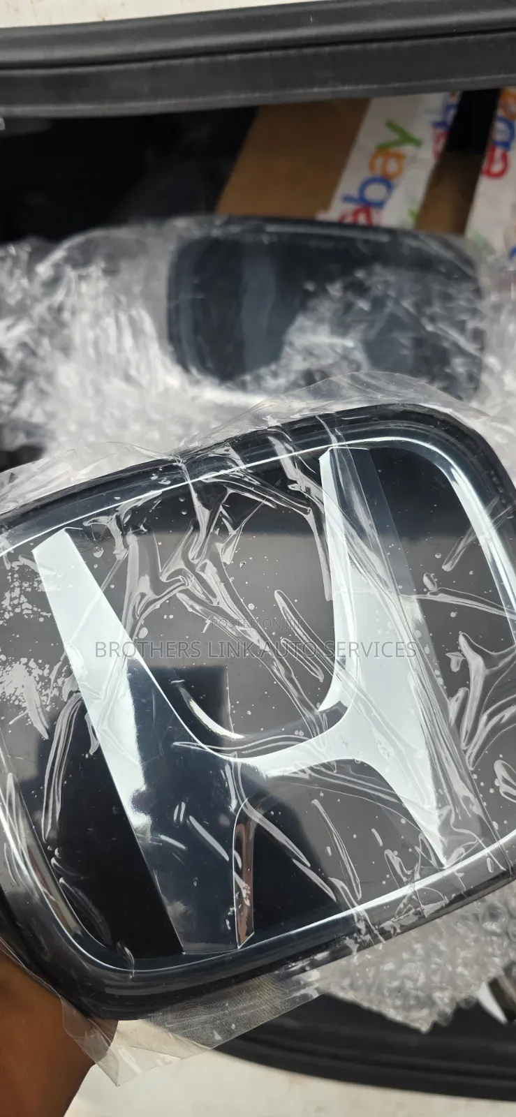 2023,24,25-2026 Honda CRV Emblem (Radar Cover)