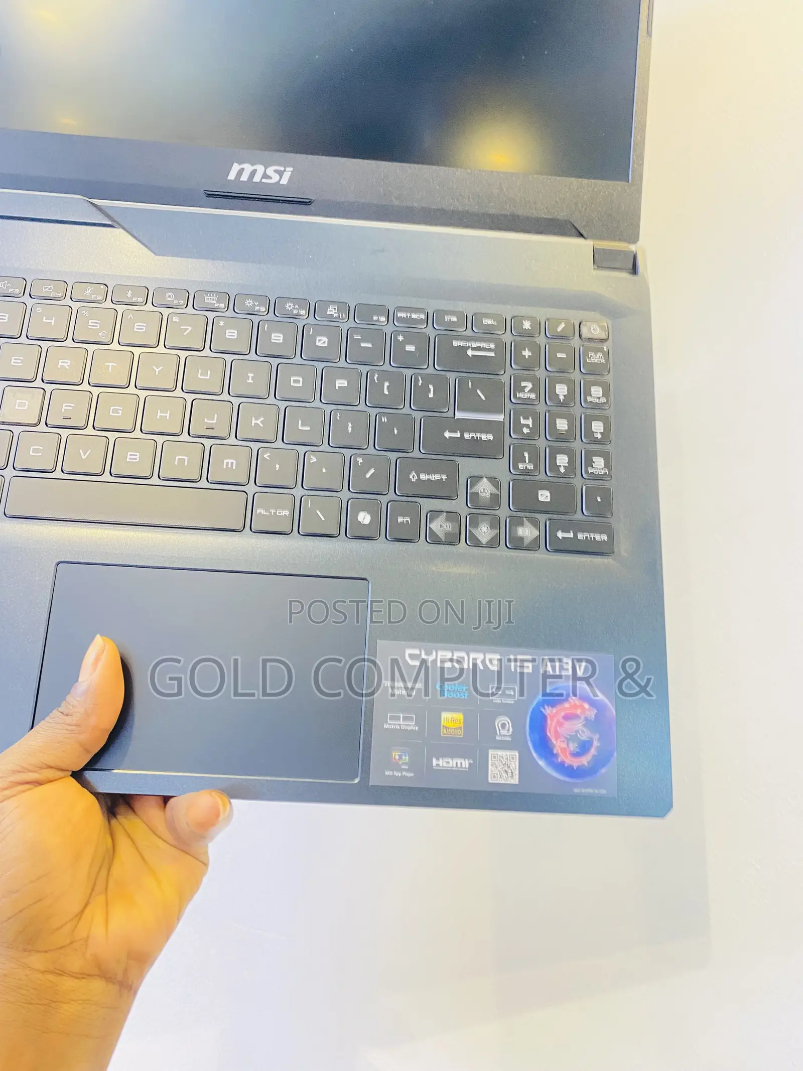 Laptop MSI Cyborg 15 24GB Intel Core i7 SSD 1T