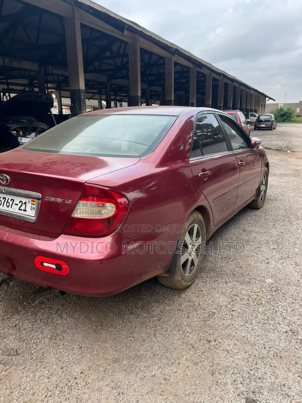 Toyota Camry LE 4dr Sedan (2.4L 4cyl 5M) 2004 Red