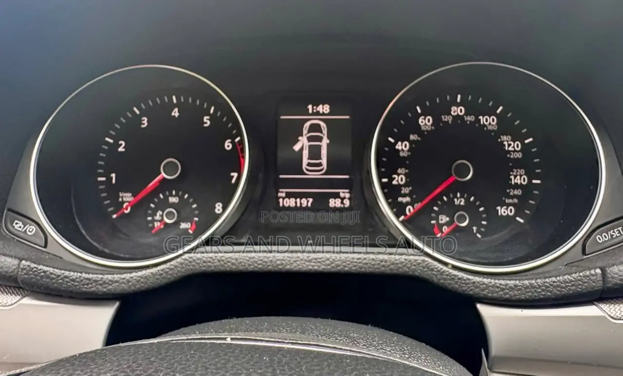 Volkswagen Passat 2016 Silver