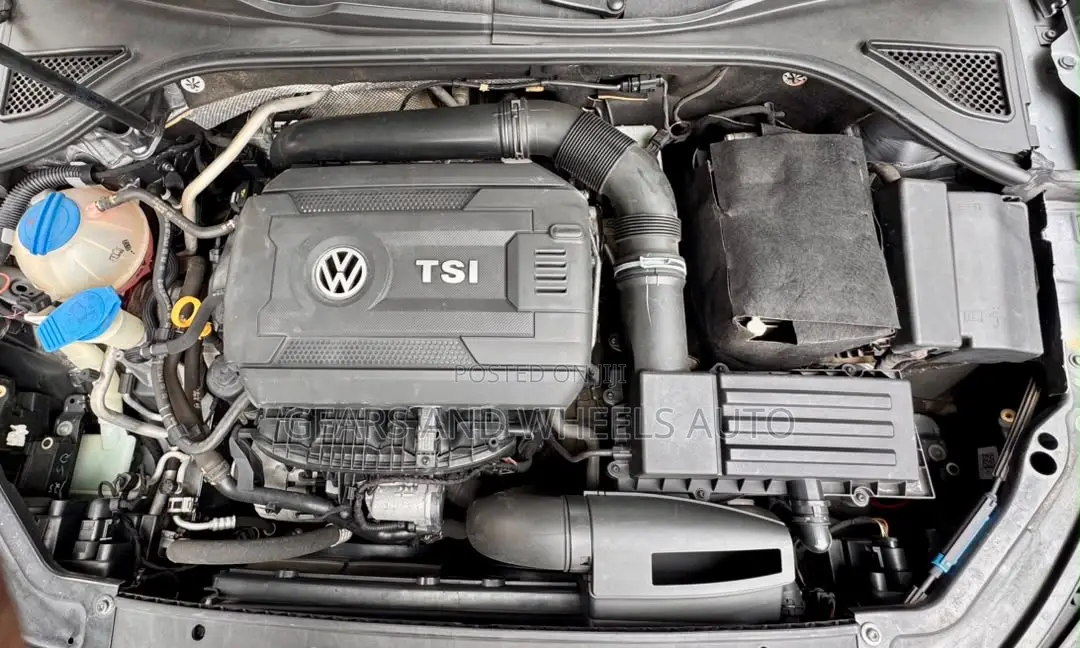 Volkswagen Passat 2016 Silver