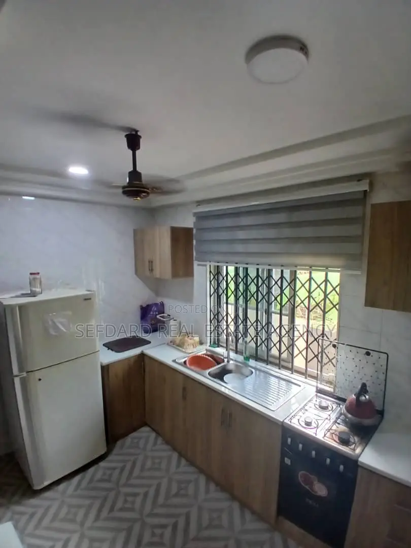 4bdrm House in Sefdard Properties, Kwabenya for rent
