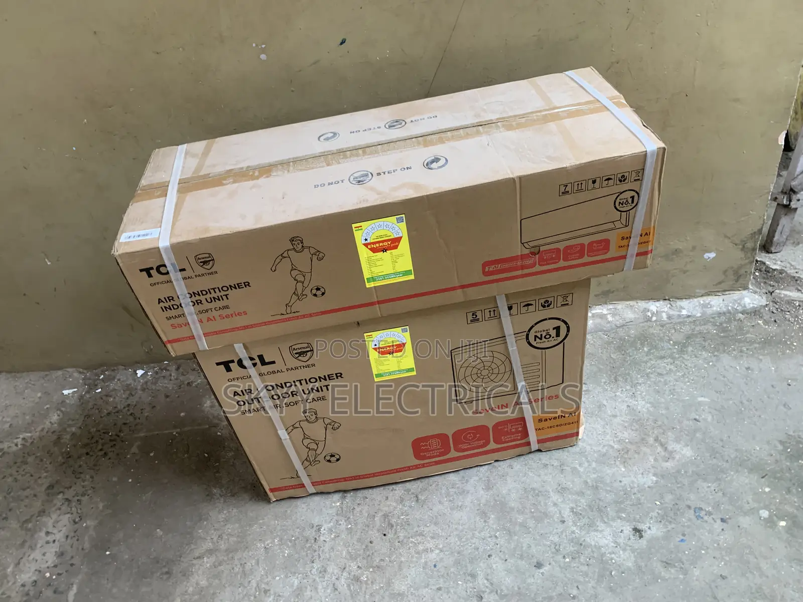 Well Sealed TCL 1.5hp Spit R410 Gas AC