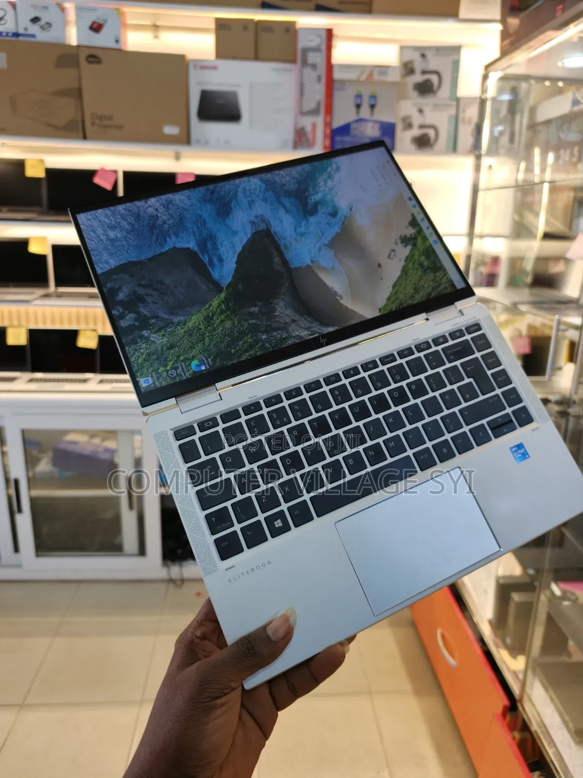 New Laptop HP EliteBook 1040 G8 16GB Intel Core i5 SSD 512GB