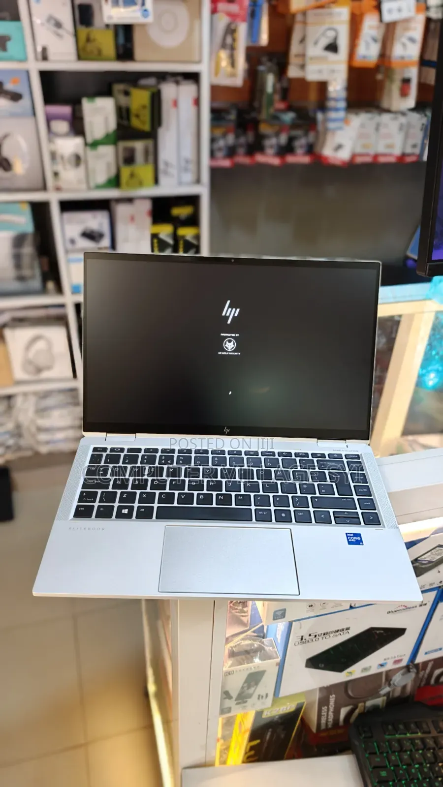 New Laptop HP EliteBook 1040 G8 16GB Intel Core i5 SSD 512GB