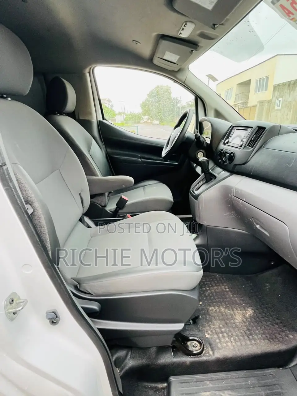Nissan NV200 2019 White