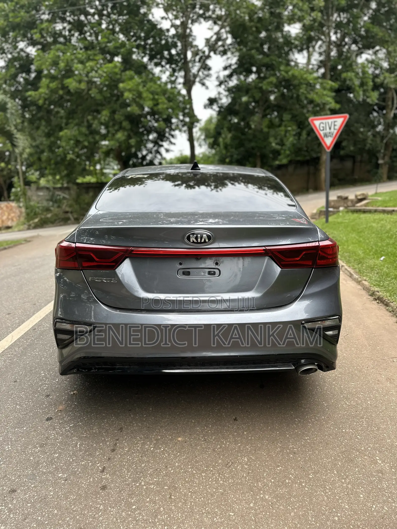 Kia Forte EX 2019 Gray