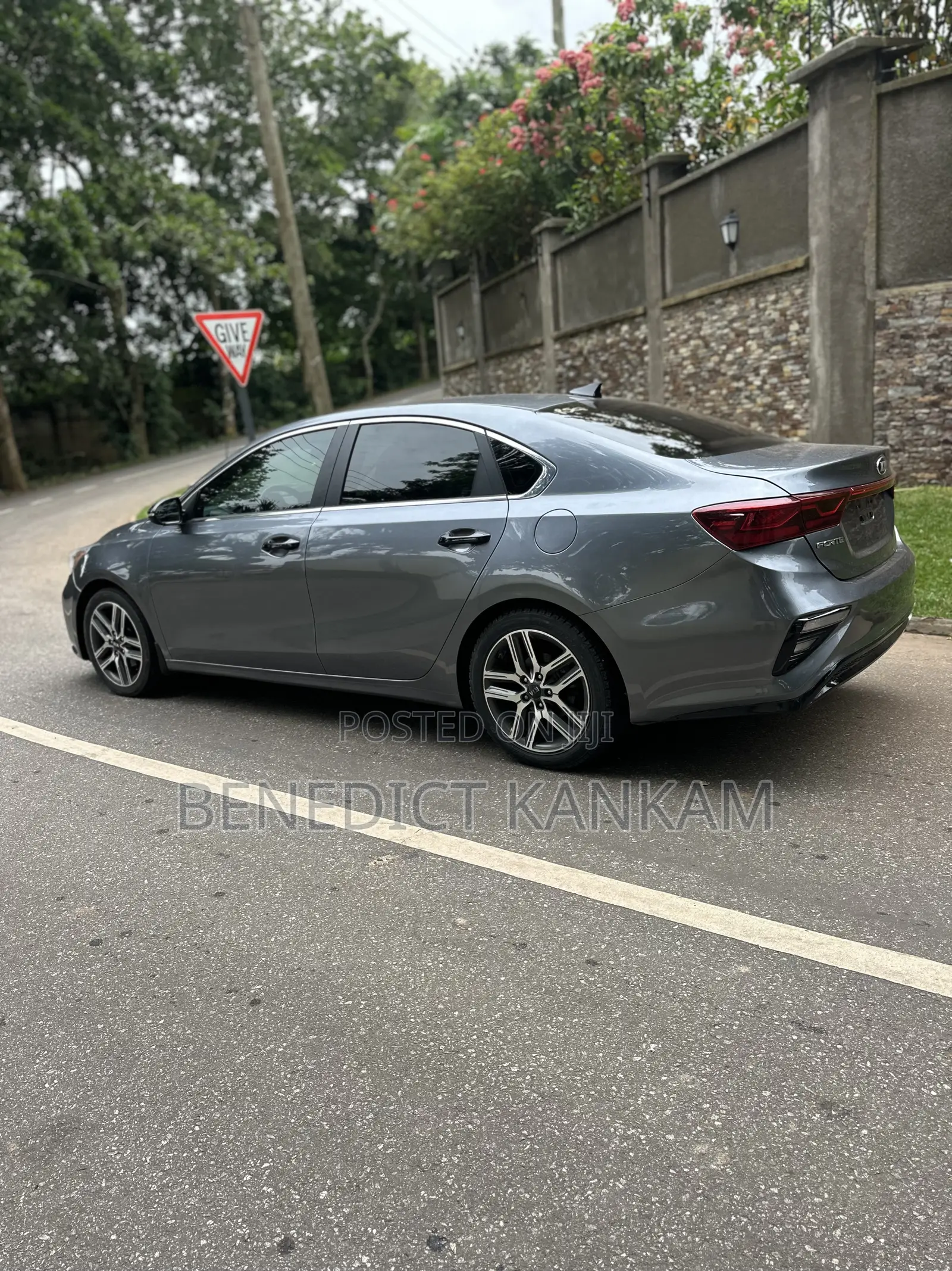 Kia Forte EX 2019 Gray