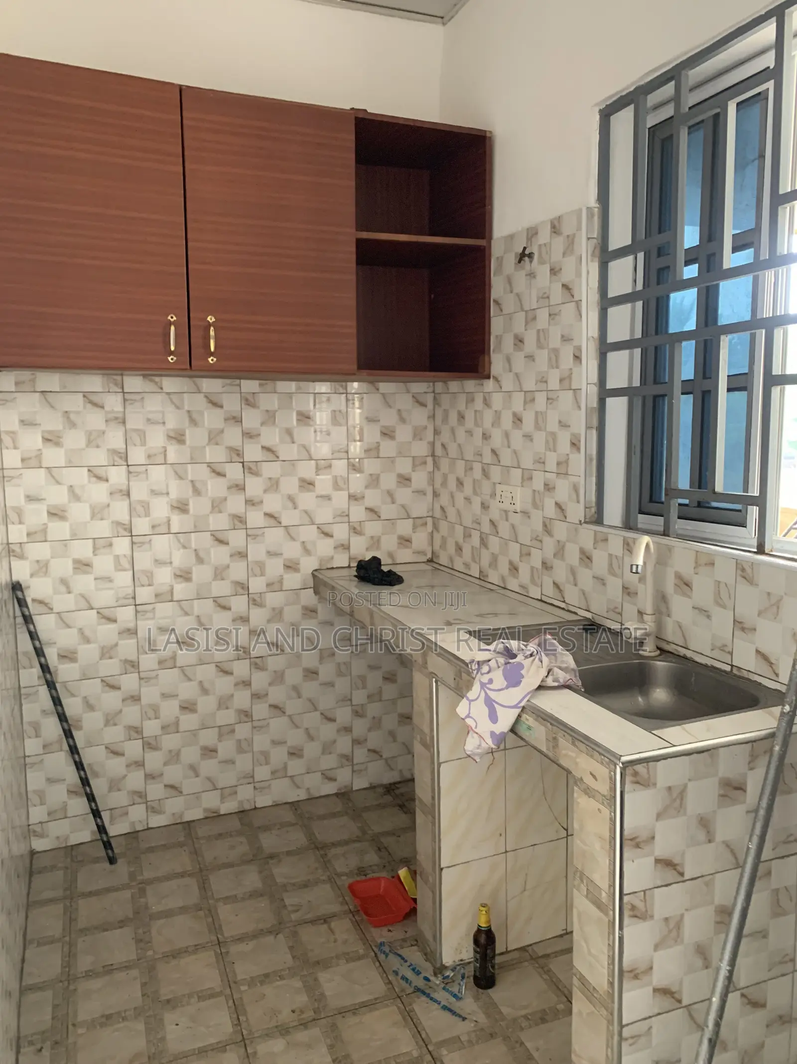1bdrm Apartment in Lasisi And Christ, Amasaman for rent