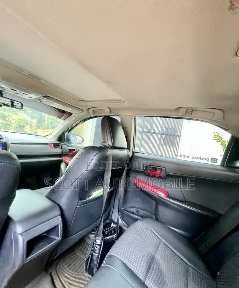 Toyota Camry 2014