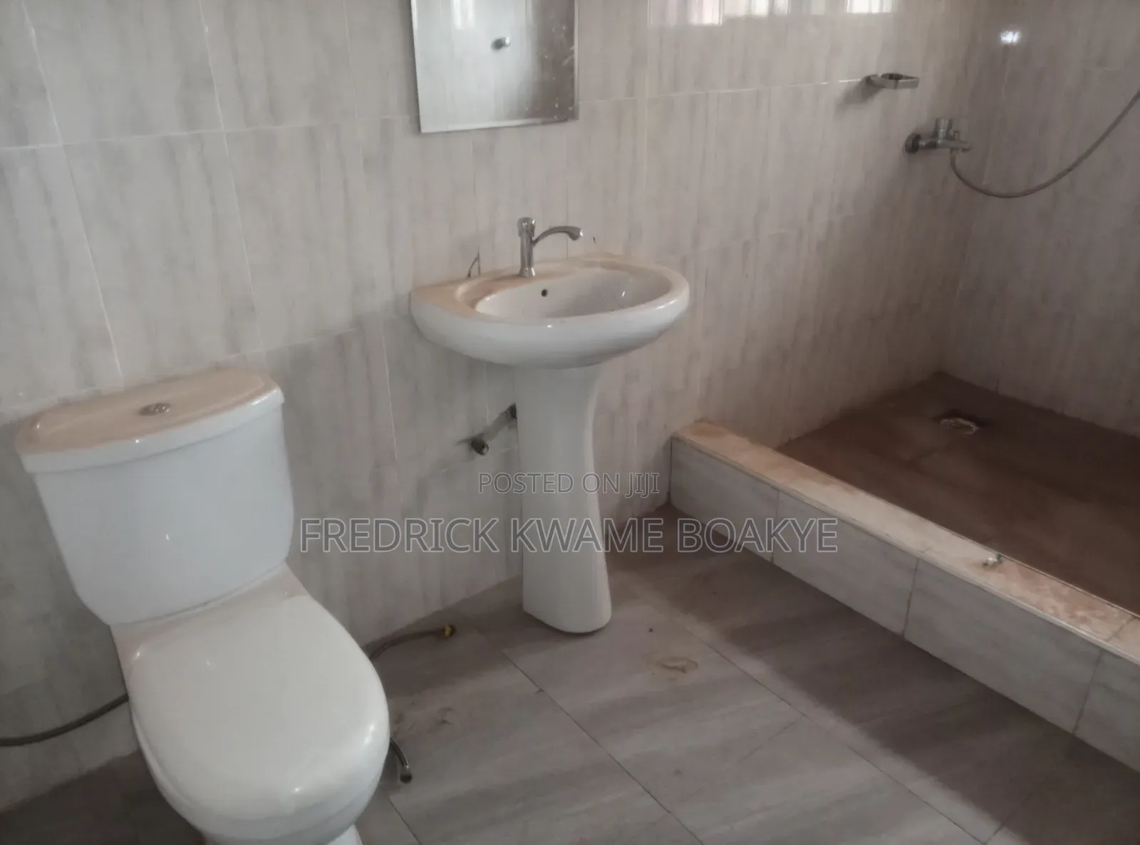 3bdrm Apartment in Brother K Estate, Kumasi Metropolitan for rent