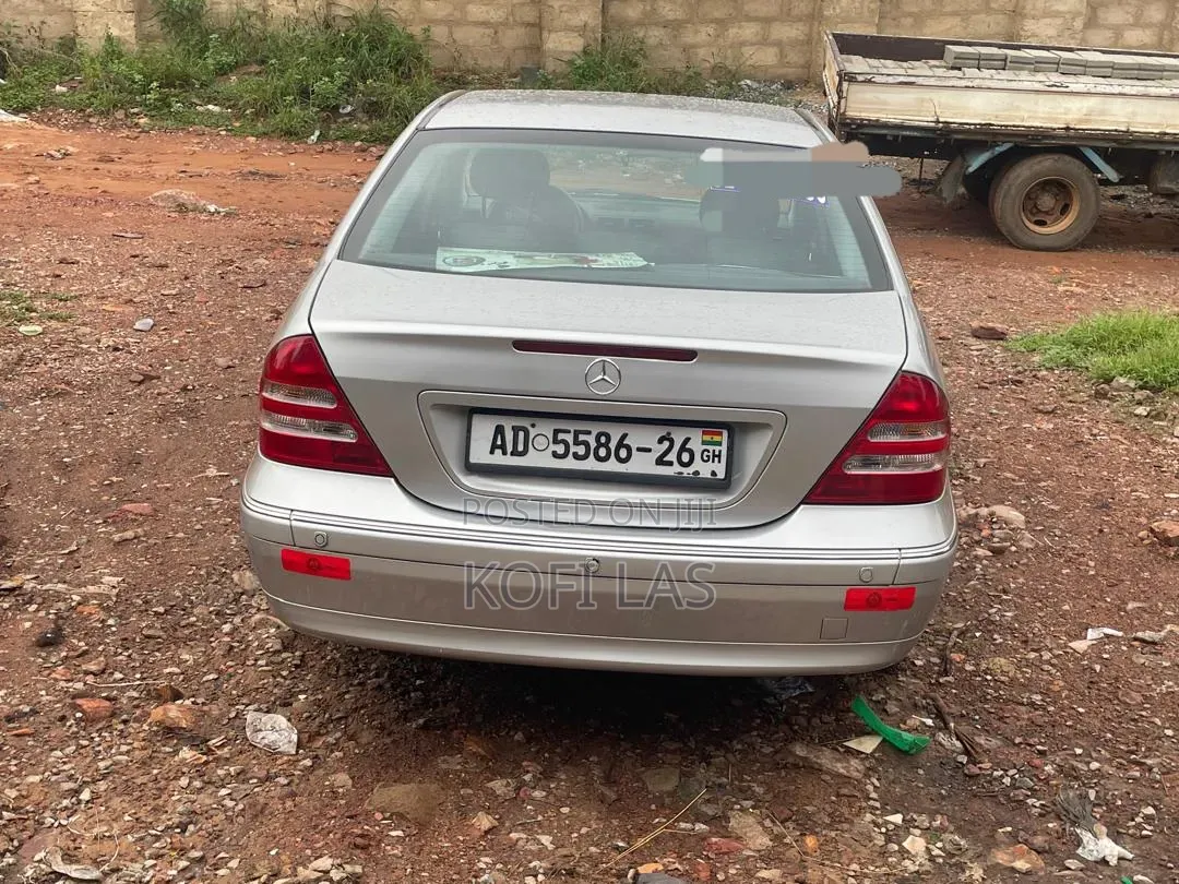 Mercedes-Benz C250 2003 Gold