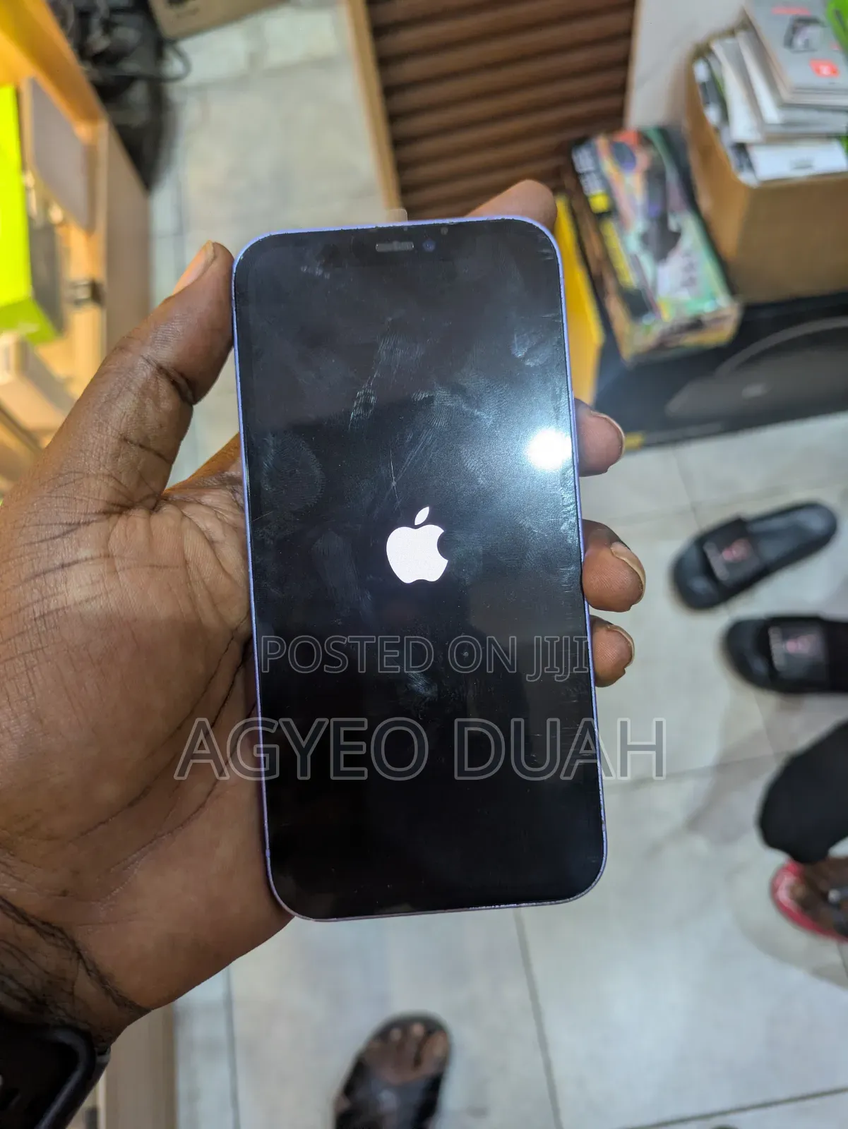 Apple iPhone 12 64 GB Purple