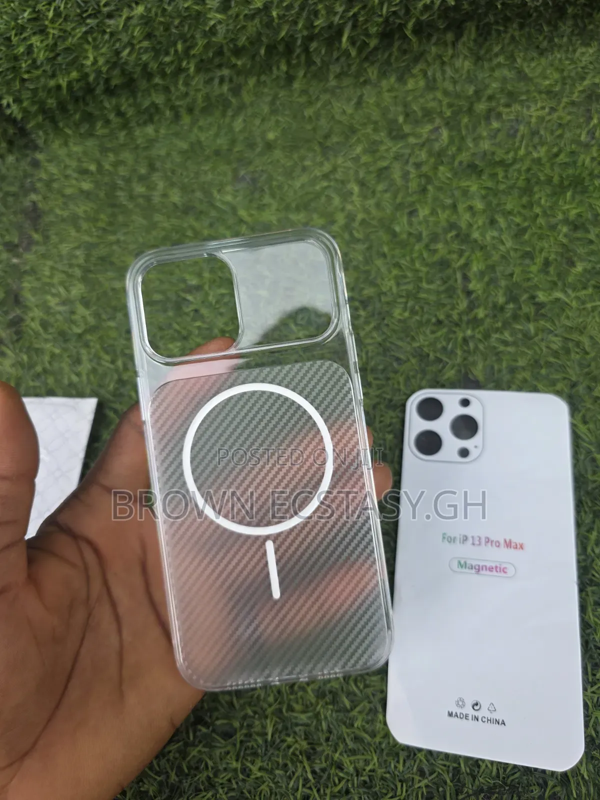 Non Yellowing iPhone 12/13 Pro Max Transparent Case