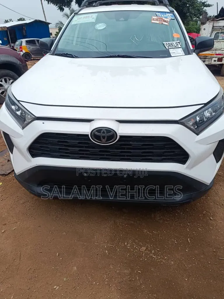 Toyota RAV4 2020 White